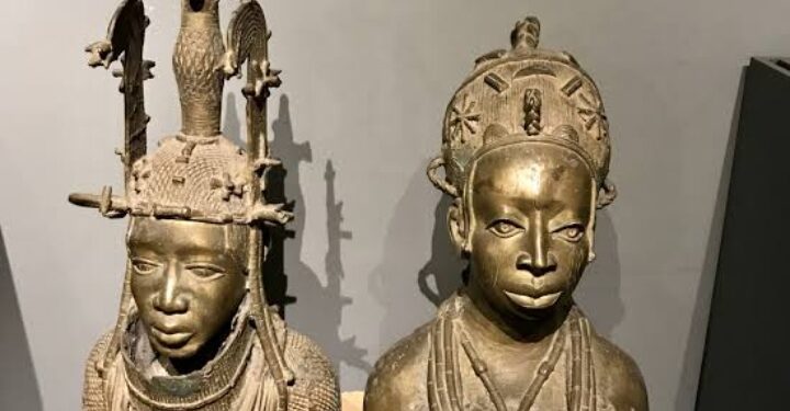 University of Cambridge to return looted Benin bronzes to Nigeria