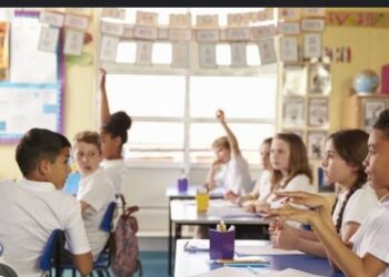 How Nigerians can  apply for UK teaching job