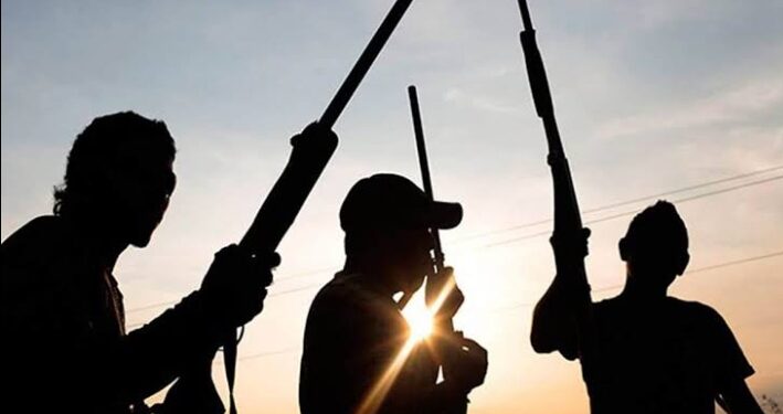 Gunmen Attack an Estate, Abduct several persons