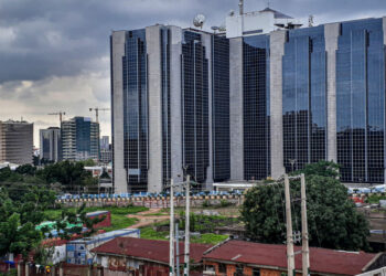 CBN lifts cash deposit restriction on domiciliary accounts