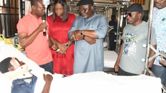 Governor Oborevwori visits accident victims