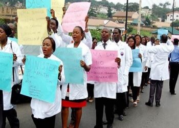 Resident doctors suspend protest