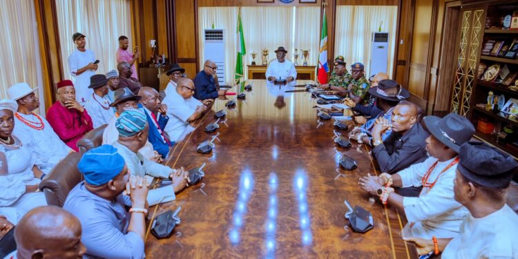 Oborevwori Brokers Peace in Warri Ward Delineation Dispute
