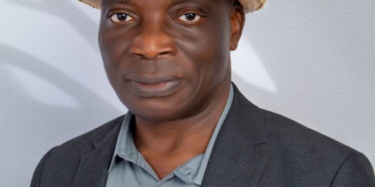 Sir Ahon celebrates Veteran Journalist, Emmanuel Enebeli @60